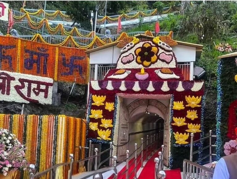 Vaishno Devi Yatra: A Spiritual Journey to the Divine Shakti